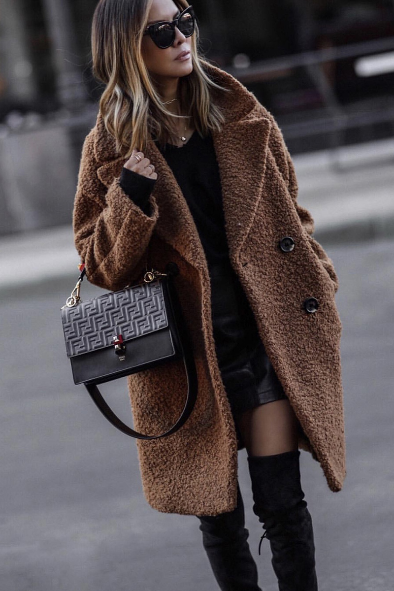 10 Essential Coats Every Woman Should Own – Lolario/Style